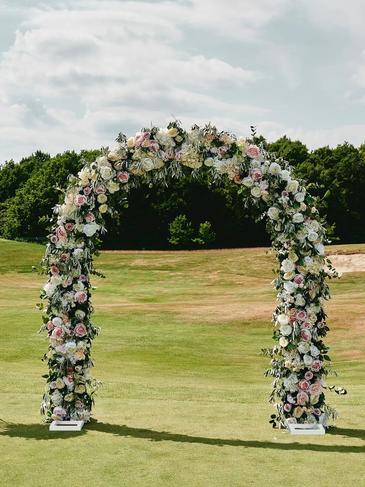 Large Metal Wedding Arch, Balloon Arch Backdrop Arch Stand for Wedding, Bridal, Garden, Yard, Indoor Outdoor Party Decoration