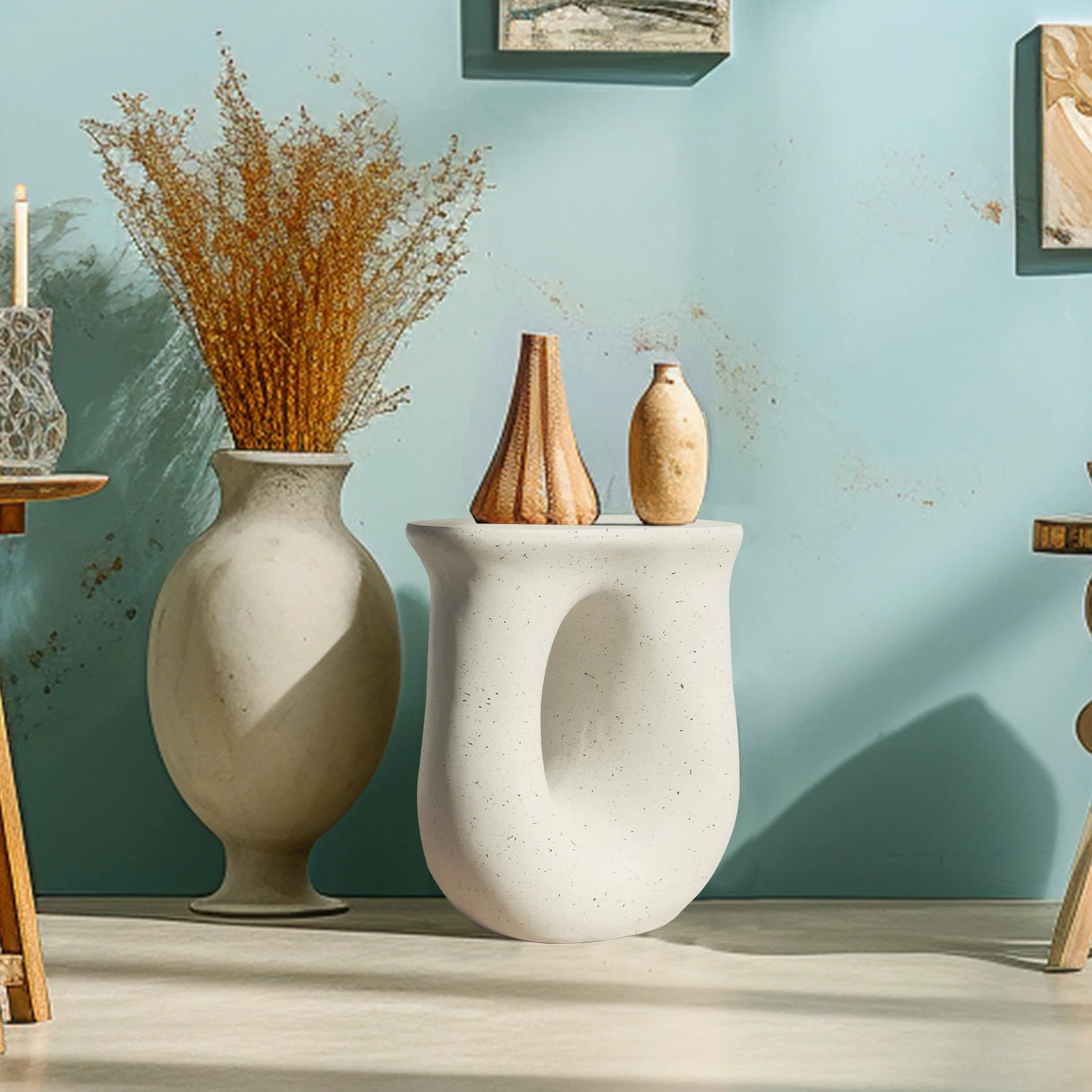 17.7'' Pedestal Table Stand - Handcast Polyresin Cabin Decor, Side Table & Plant Stand